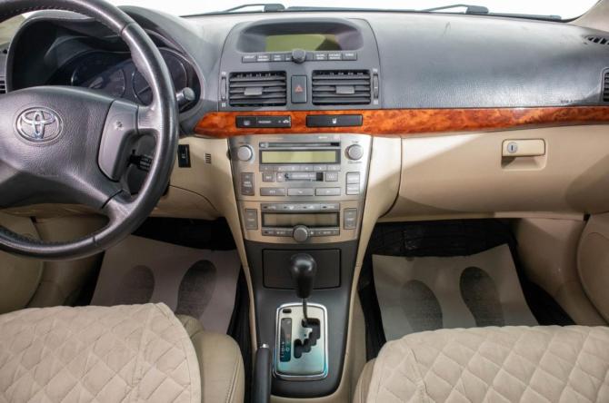 Toyota Avensis II с пробегом 2005 года, цена 749 000 рублей, 283000 км, седан, Автокод Объявления