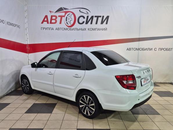 Lada (ВАЗ) Granta I Рестайлинг с пробегом 2022 года, цена 802 000 рублей, 58000 км, седан, Автокод Объявления