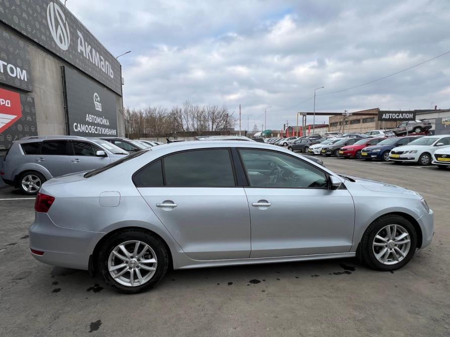 Volkswagen Jetta VI Альметьевск  - изображение 8