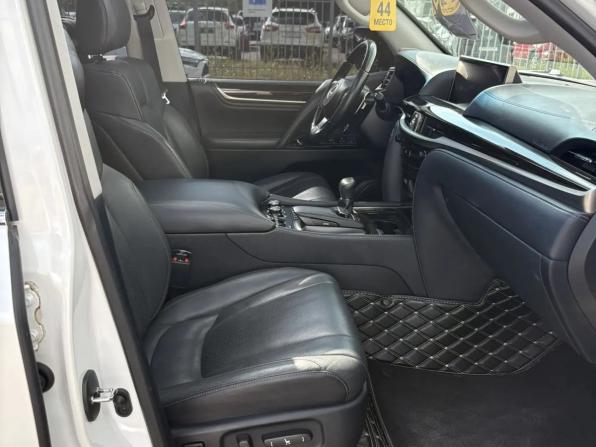 Lexus LX III Рестайлинг 2 с пробегом 2019 года, цена 10 500 000 рублей, 73202 км, внедорожник, Автокод Объявления