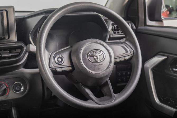 Toyota Raize I с пробегом 2022 года, цена 1 899 000 рублей, 47500 км, внедорожник, Автокод Объявления