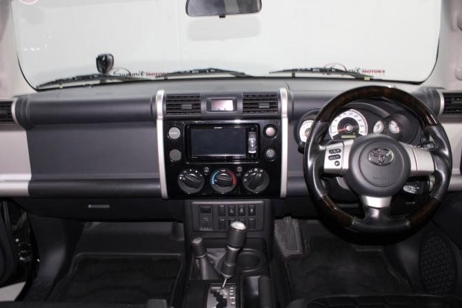 Toyota FJ Cruiser с пробегом 2018 года, цена 4 700 000 рублей, 46728 км, внедорожник, Автокод Объявления
