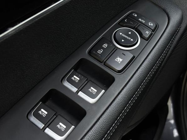Kia Sorento III Prime Рестайлинг с пробегом 2018 года, цена 2 890 000 рублей, 81918 км, внедорожник, Автокод Объявления