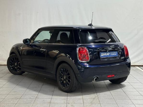 Mini Hatch III (F55/F56) Рестайлинг с пробегом 2020 года, цена 2 120 000 рублей, 85157 км, хэтчбек, Автокод Объявления