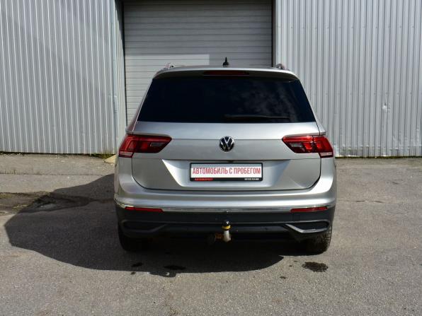 Volkswagen Tiguan II Рестайлинг с пробегом 2021 года, цена 2 349 000 рублей, 118032 км, внедорожник, Автокод Объявления
