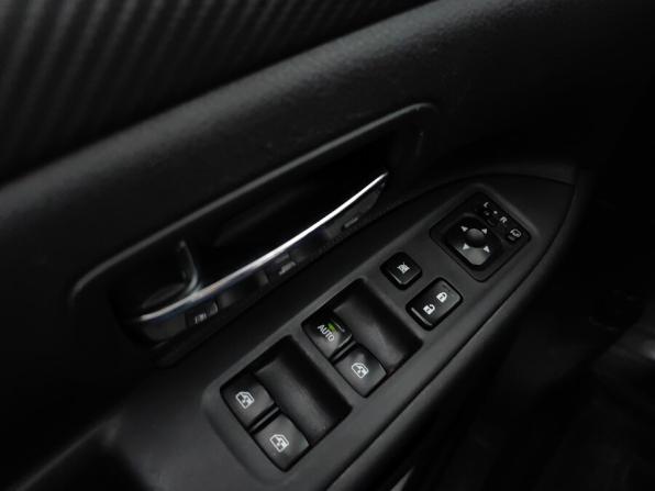 Mitsubishi Outlander III Рестайлинг 2 с пробегом 2015 года, цена 1 425 000 рублей, 221946 км, внедорожник, Автокод Объявления