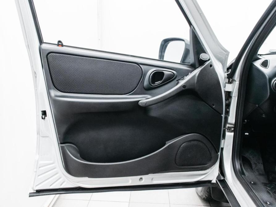 Chevrolet Niva I Рестайлинг Красноярск  - изображение 10