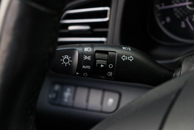 Hyundai Elantra VI (AD) Рестайлинг с пробегом 2019 года, цена 1 730 000 рублей, 128431 км, седан, Автокод Объявления