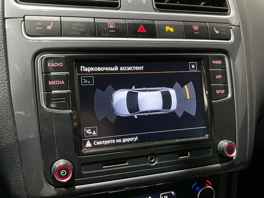 Volkswagen Polo V Рестайлинг Пермь  - изображение 19