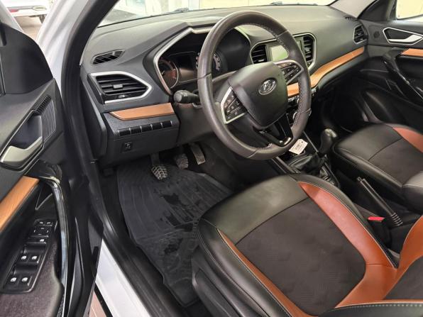 Lada (ВАЗ) Vesta I Рестайлинг (NG) с пробегом 2023 года, цена 1 299 000 рублей, 22000 км, седан, Автокод Объявления