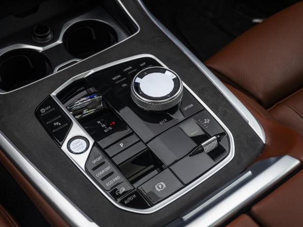 BMW X7 I (G07) Рестайлинг с пробегом 2022 года, цена 13 990 000 рублей, 21000 км, внедорожник, Автокод Объявления