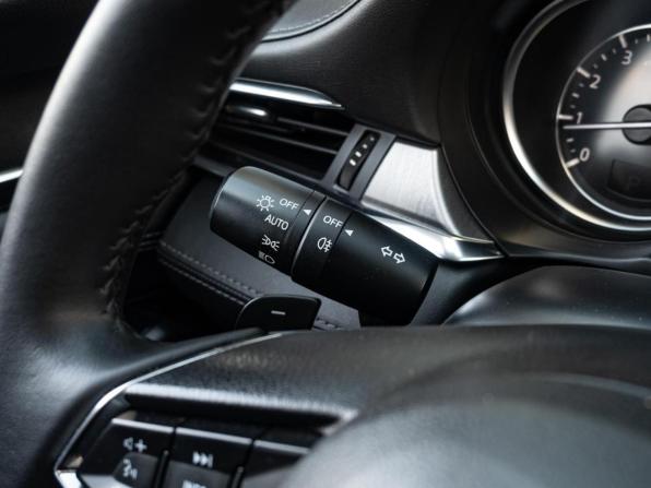 Mazda 6 III (GJ) Рестайлинг 2 с пробегом 2019 года, цена 2 020 000 рублей, 181858 км, седан, Автокод Объявления