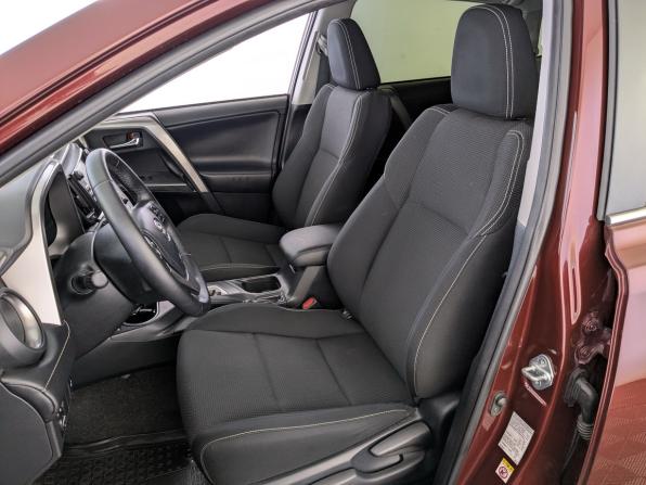 Toyota RAV4 IV (XA40) Рестайлинг с пробегом 2019 года, цена 2 550 000 рублей, 139234 км, внедорожник, Автокод Объявления