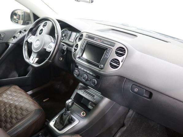 Volkswagen Tiguan I Рестайлинг с пробегом 2016 года, цена 1 450 000 рублей, 194491 км, внедорожник, Автокод Объявления