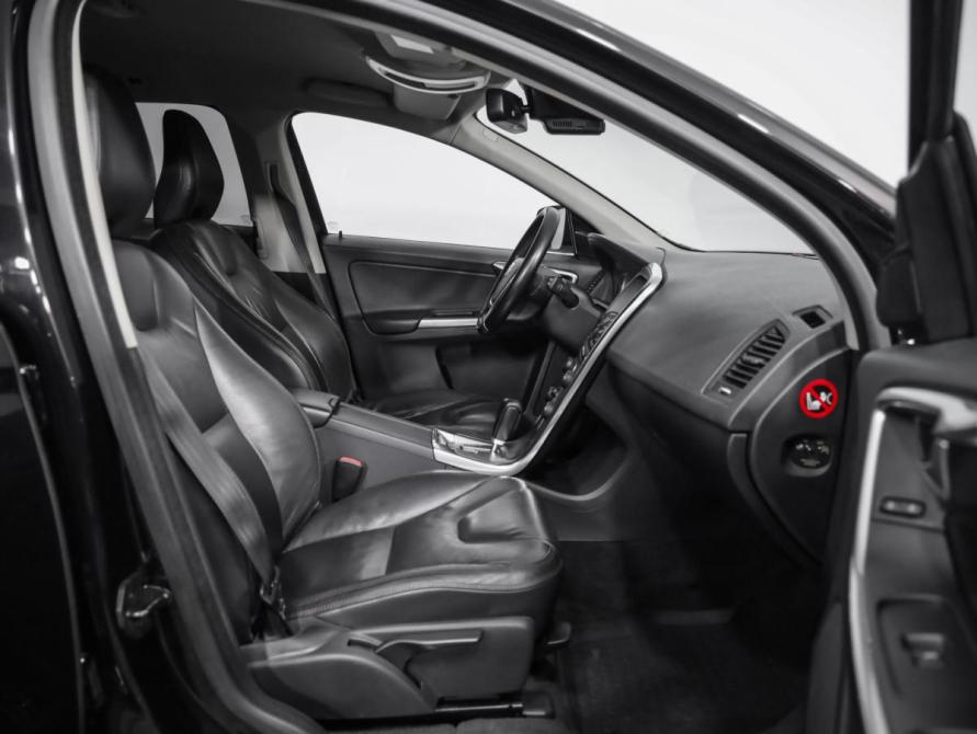 Volvo XC60 I Санкт-Петербург  - изображение 21