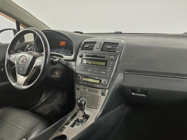 Toyota Avensis III с пробегом 2009 года, цена 929 000 рублей, 285972 км, седан, Автокод Объявления