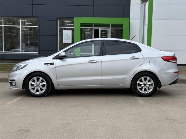 Kia Rio III Рестайлинг с пробегом 2015 года, цена 890 000 рублей, 136538 км, седан, Автокод Объявления