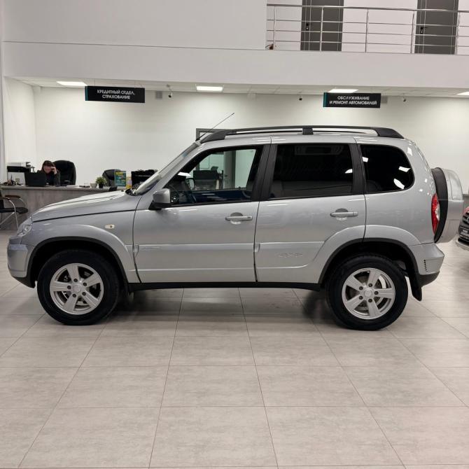 Chevrolet Niva I Рестайлинг Нижнекамск  - изображение 8