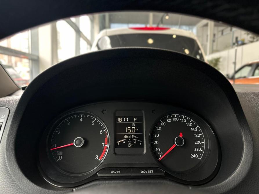 Volkswagen Polo V Рестайлинг Санкт-Петербург  - изображение 21