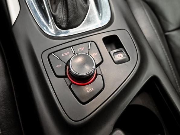 Opel Insignia I с пробегом 2011 года, цена 980 000 рублей, 170931 км, седан, Автокод Объявления