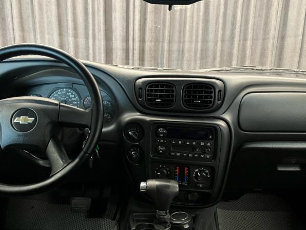 Chevrolet TrailBlazer I Рестайлинг с пробегом 2008 года, цена 1 099 000 рублей, 200000 км, внедорожник, Автокод Объявления