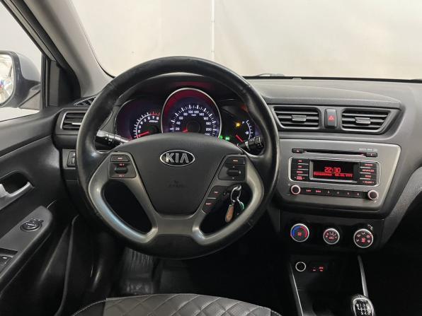Kia Rio III Рестайлинг с пробегом 2016 года, цена 1 020 000 рублей, 148423 км, седан, Автокод Объявления