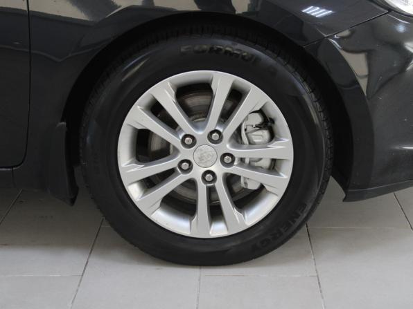 Kia Ceed II с пробегом 2013 года, цена 1 049 900 рублей, 197046 км, универсал, Автокод Объявления