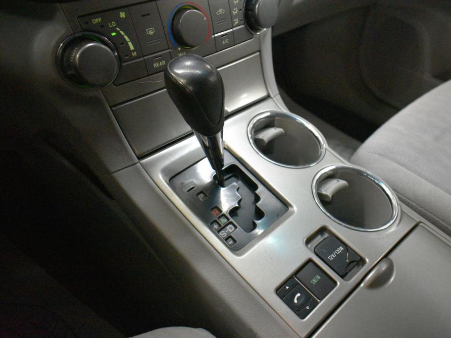 Toyota Highlander II (XU40) Рестайлинг Мурманск  - изображение 10