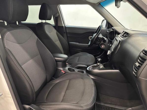 Kia Soul II Рестайлинг с пробегом 2019 года, цена 1 435 000 рублей, 88670 км, хэтчбек, Автокод Объявления