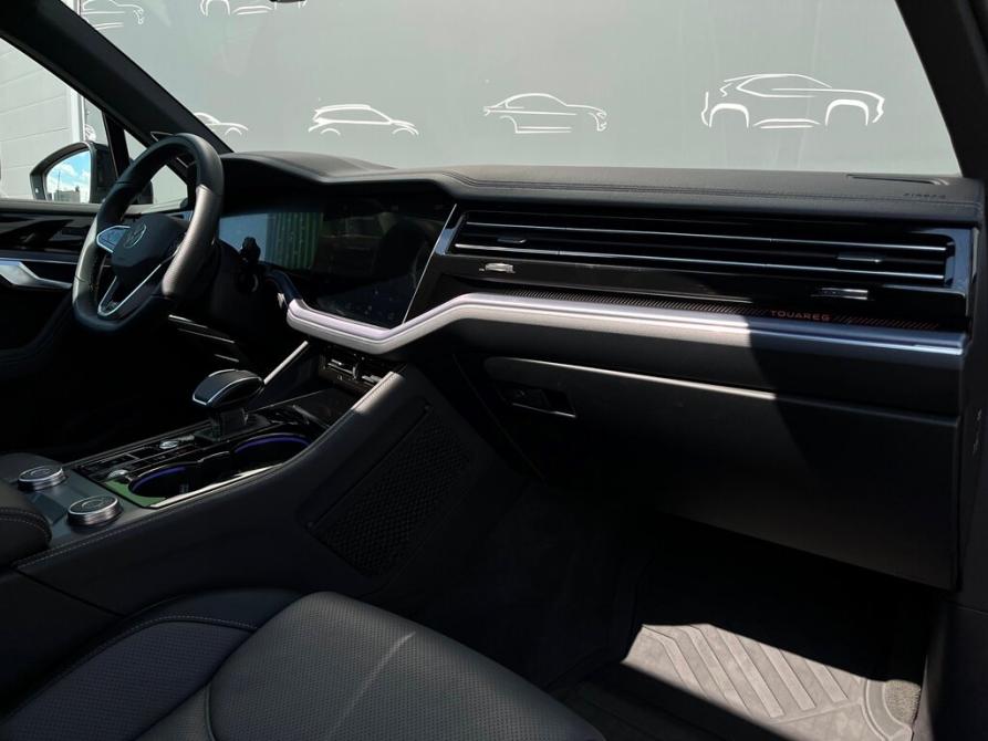 Volkswagen Touareg III Рестайлинг Санкт-Петербург  - изображение 13