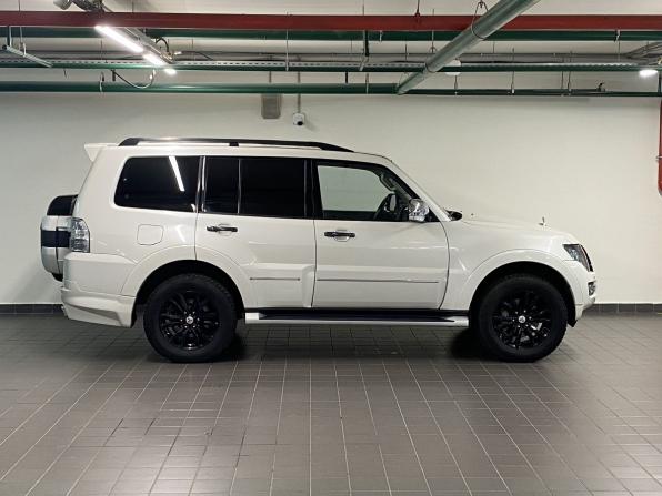 Mitsubishi Pajero IV Рестайлинг 2 с пробегом 2020 года, цена 3 220 000 рублей, 92989 км, внедорожник, Автокод Объявления