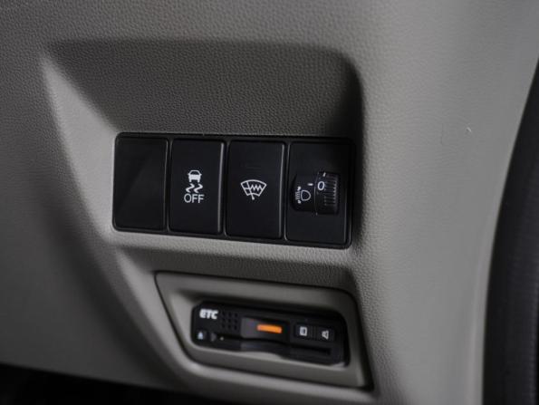 Honda Stepwgn V с пробегом 2017 года, цена 1 909 000 рублей, 41781 км, минивэн, Автокод Объявления