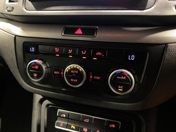 Volkswagen Sharan II с пробегом 2014 года, цена 1 515 000 рублей, 125497 км, минивэн, Автокод Объявления