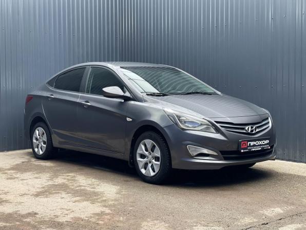 Hyundai Solaris I Рестайлинг с пробегом 2016 года, цена 697 000 рублей, 122000 км, седан, Автокод Объявления