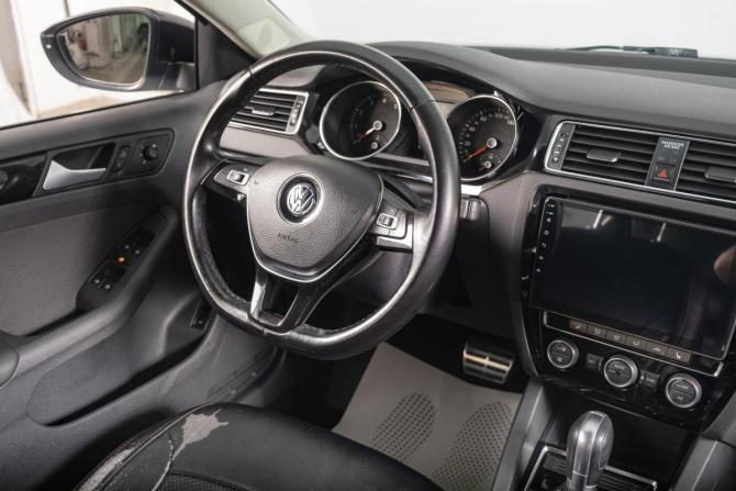 Volkswagen Jetta VI Рестайлинг с пробегом 2018 года, цена 1 579 000 рублей, 92100 км, седан, Автокод Объявления