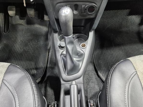 Renault Sandero II с пробегом 2015 года, цена 805 000 рублей, 94450 км, хэтчбек, Автокод Объявления