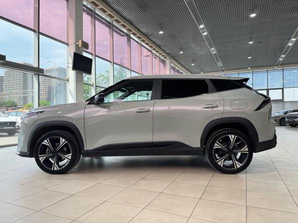 Geely Atlas II с пробегом 2023 года, цена 2 355 000 рублей, 36154 км, внедорожник, Автокод Объявления