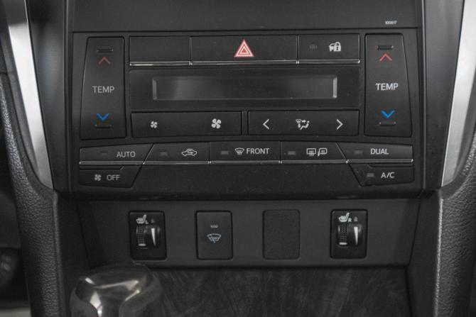 Toyota Camry VII (XV50) Рестайлинг с пробегом 2016 года, цена 1 899 000 рублей, 209920 км, седан, Автокод Объявления
