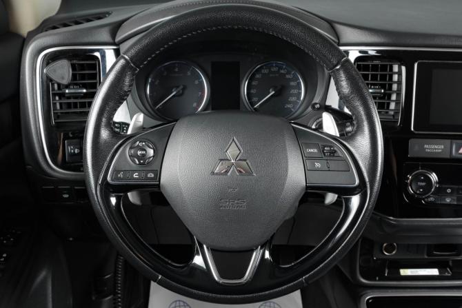 Mitsubishi Outlander III Рестайлинг 2 с пробегом 2018 года, цена 2 549 000 рублей, 88080 км, внедорожник, Автокод Объявления