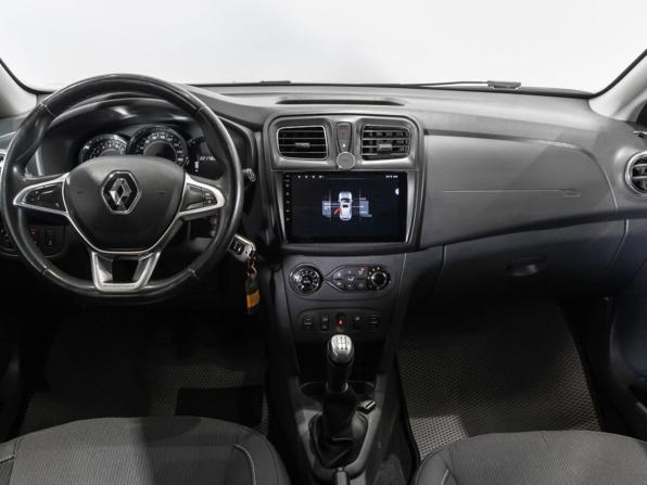 Renault Logan II Рестайлинг с пробегом 2022 года, цена 1 001 700 рублей, 221778 км, седан, Автокод Объявления