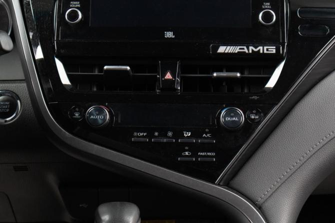 Toyota Camry VIII (XV70) Рестайлинг с пробегом 2021 года, цена 3 249 000 рублей, 59850 км, седан, Автокод Объявления