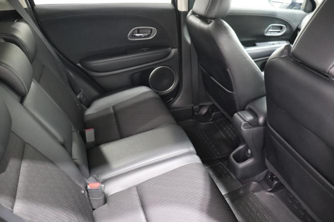 Honda Vezel I Рестайлинг с пробегом 2019 года, цена 1 850 000 рублей, 95714 км, внедорожник, Автокод Объявления