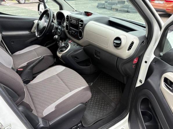 Peugeot Partner II Рестайлинг с пробегом 2013 года, цена 630 000 рублей, 250000 км, минивэн, Автокод Объявления