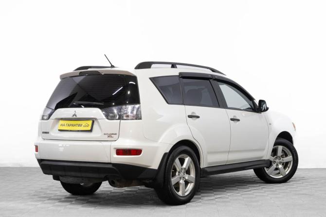 Mitsubishi Outlander II Рестайлинг с пробегом 2012 года, цена 919 000 рублей, 280000 км, внедорожник, Автокод Объявления