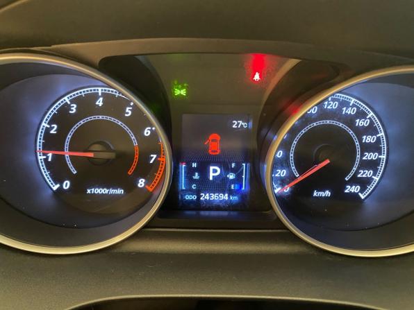 Mitsubishi Outlander II Рестайлинг с пробегом 2011 года, цена 908 000 рублей, 243690 км, внедорожник, Автокод Объявления