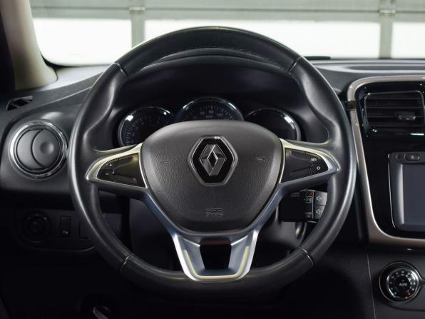 Renault Sandero II Рестайлинг с пробегом 2018 года, цена 949 995 рублей, 89640 км, хэтчбек, Автокод Объявления