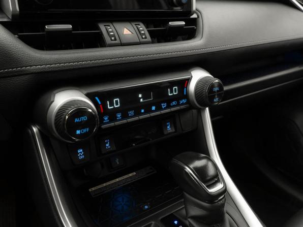 Toyota RAV4 V (XA50) с пробегом 2020 года, цена 3 160 000 рублей, 58512 км, внедорожник, Автокод Объявления