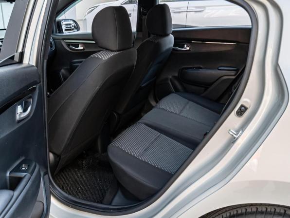 Kia Rio IV с пробегом 2018 года, цена 1 265 000 рублей, 161363 км, седан, Автокод Объявления