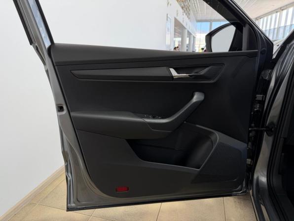 Skoda Karoq I с пробегом 2021 года, цена 2 200 000 рублей, 73319 км, внедорожник, Автокод Объявления