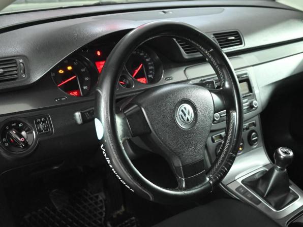 Volkswagen Passat B6 с пробегом 2008 года, цена 650 000 рублей, 245845 км, седан, Автокод Объявления